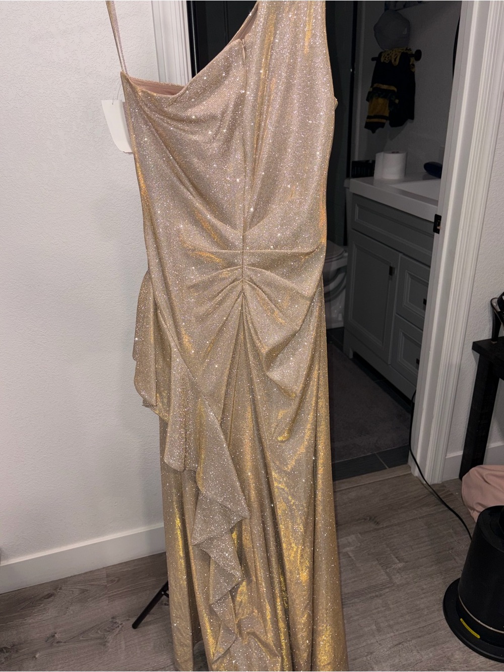 NWT XSCAPE MISHA" GLITTER KNIT ONE SHOULDER SIDE CINCHED W FLARE DRESS SIZE 10 - Picture 8 of 11